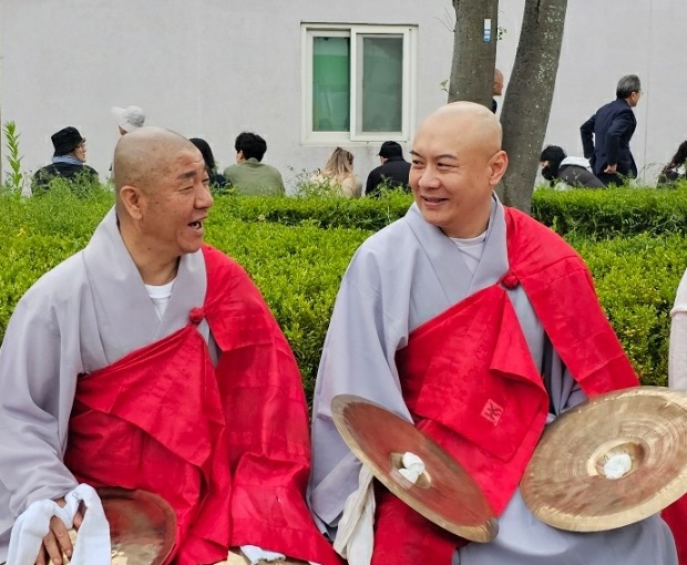 강정사 대성스님